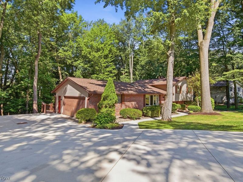 6368 Chiltern Road NW, Canal Fulton, OH 44614 Photo 3