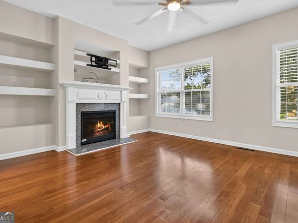 6386 Olmadison Place, Atlanta, GA 30349
