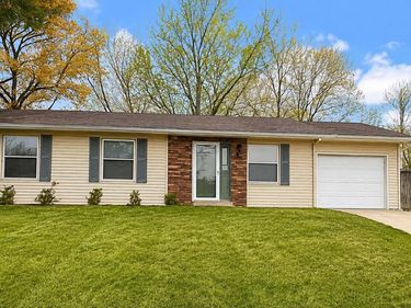 107 Hillside Drive, Georgetown, KY 40324