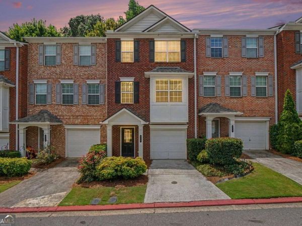 417 Heritage Park Trace NW, Unit 2, Kennesaw, GA 30144