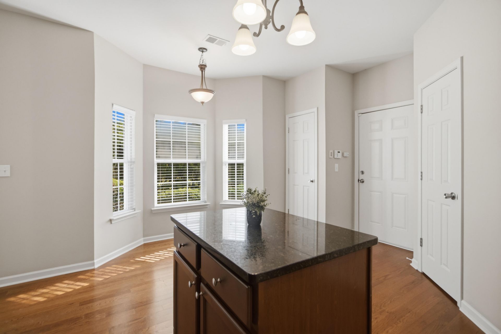 2649 Woodfield Court Photo 13