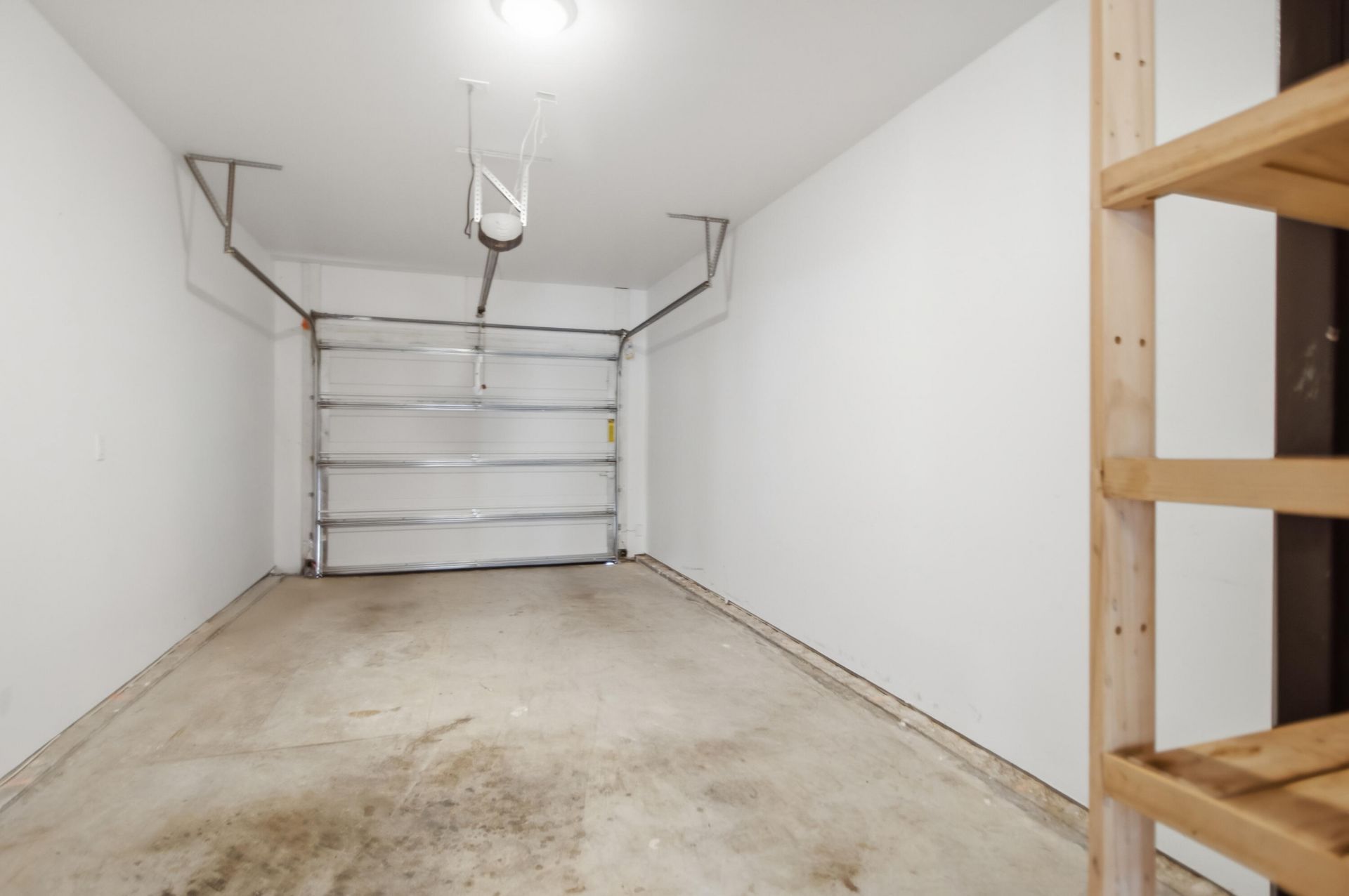 2649 Woodfield Court Photo 33