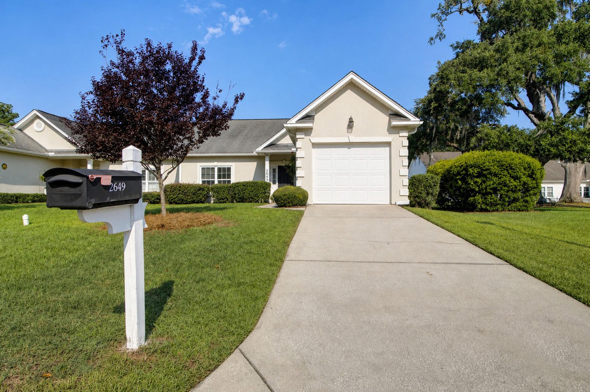 2649 Woodfield Court Photo 7
