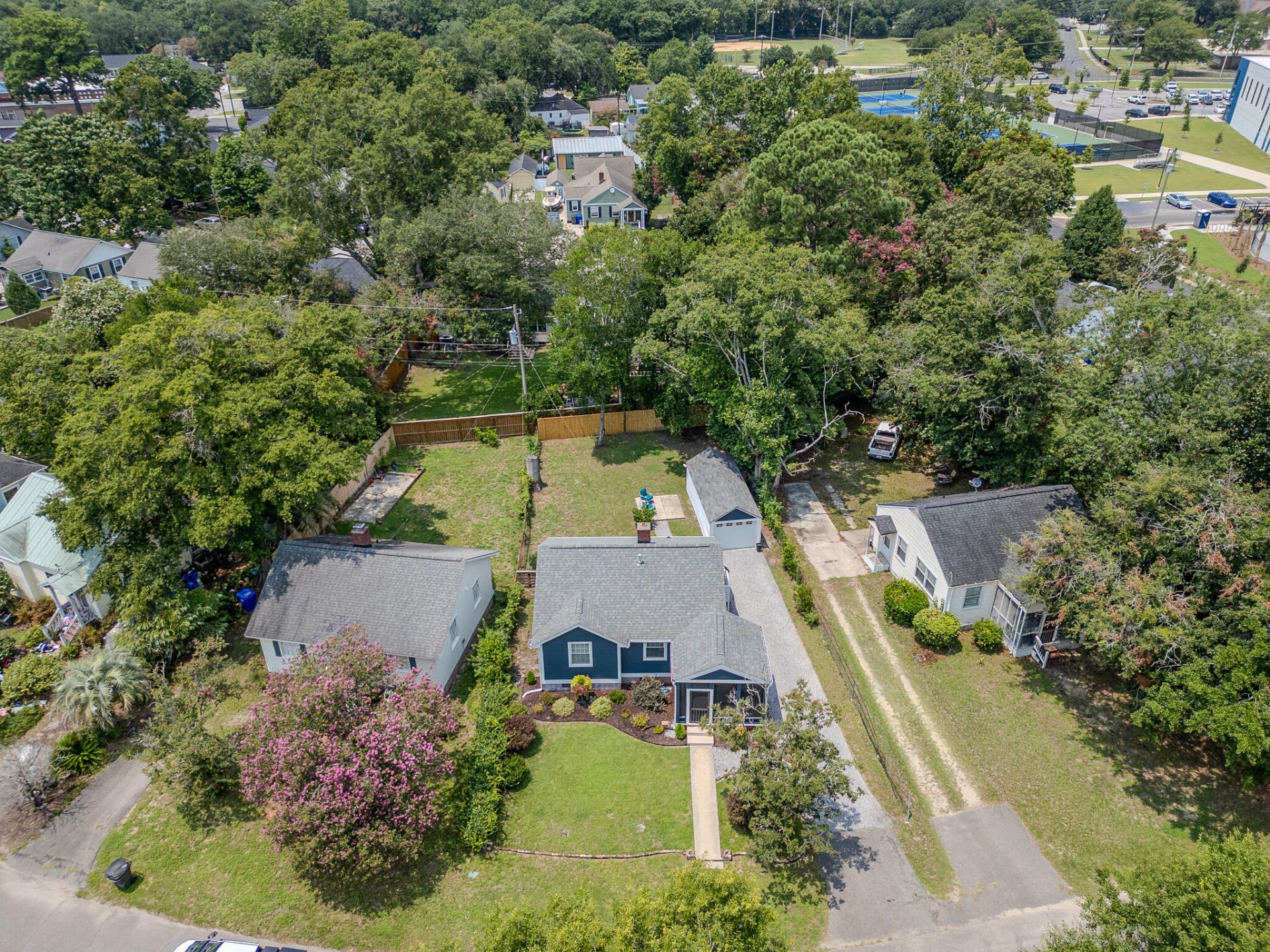 4821 Boulevard Lane Photo 32