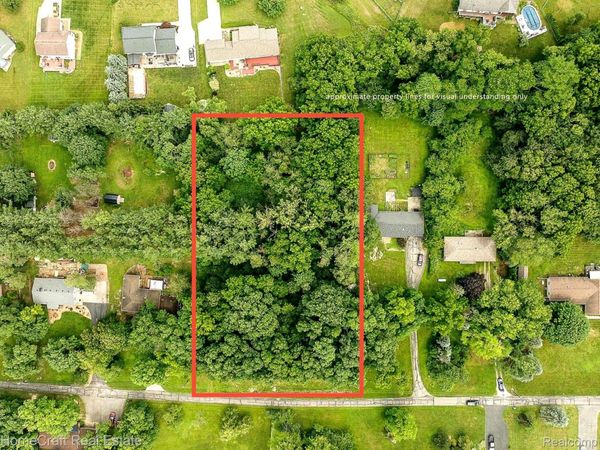0 HINCHMAN , Grosse Ile Township, Mi 48138