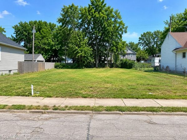 2136 CHARTER Street , Lincoln Park, Mi 48146
