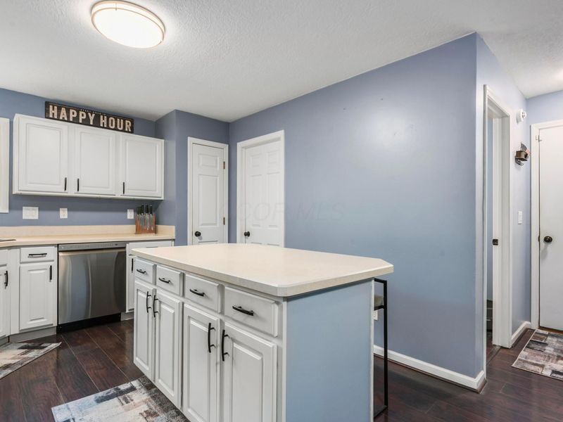 837 Ellis Street , Pickerington, OH 43147 Photo 8