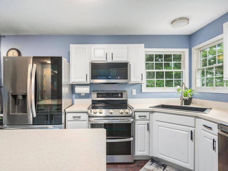 837 Ellis Street , Pickerington, OH 43147 Photo 9