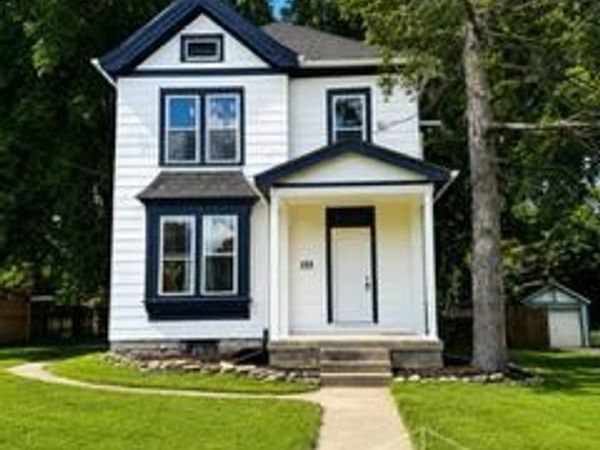 133 Wildwood St, Cincinnati, OH 45216