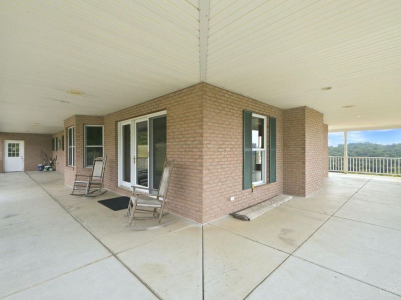 5195 Elk Creek Road, Middletown, OH 45042 Photo 14