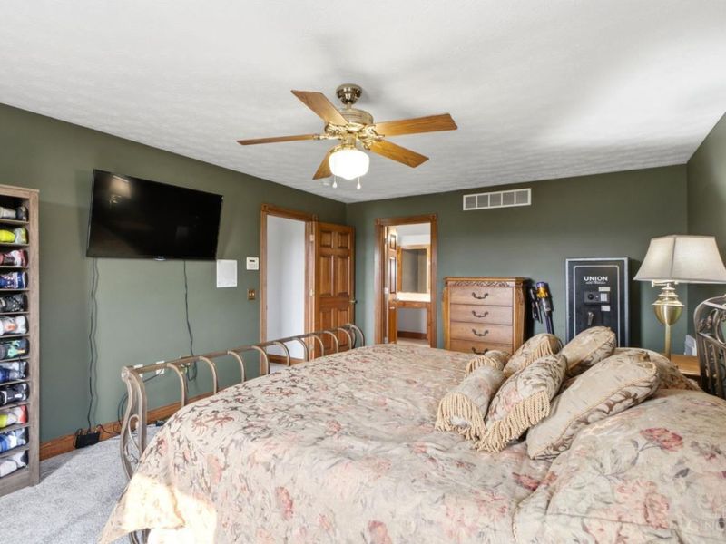 5195 Elk Creek Road, Middletown, OH 45042 Photo 46