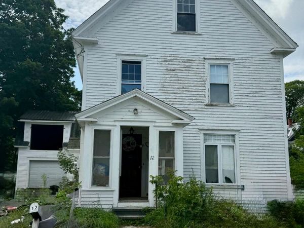 12 Albert Street , Milo, ME 04463