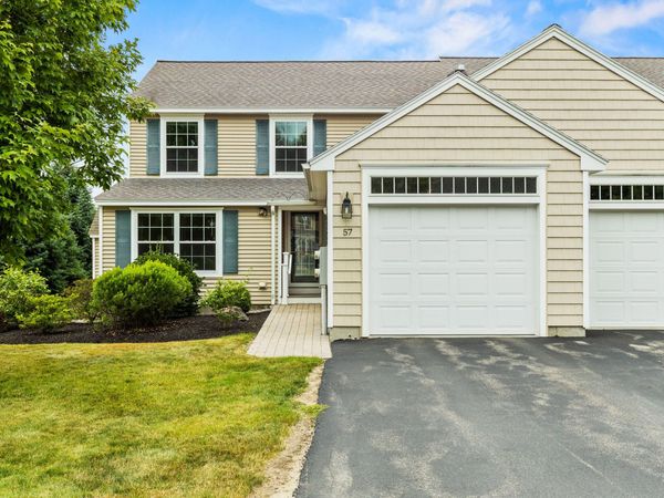 57 Ridgefield Drive, Unit 33, Gorham, ME 04038
