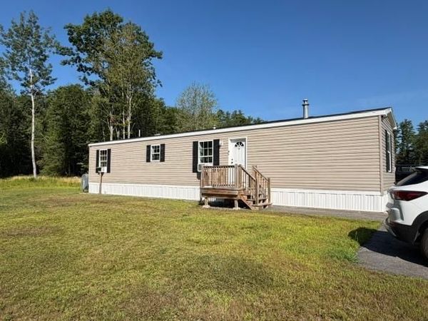 24 Rego Drive, Buxton, ME 04093