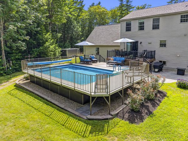 72 Long Swamp Road, Berwick, ME 03901