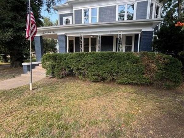 735 S Crawford Street, Fort Scott, KS 66701