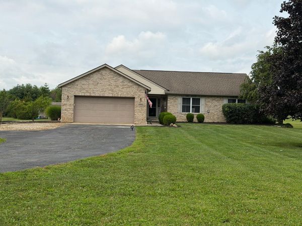 9362 State Route 161 , Mechanicsburg, OH 43044