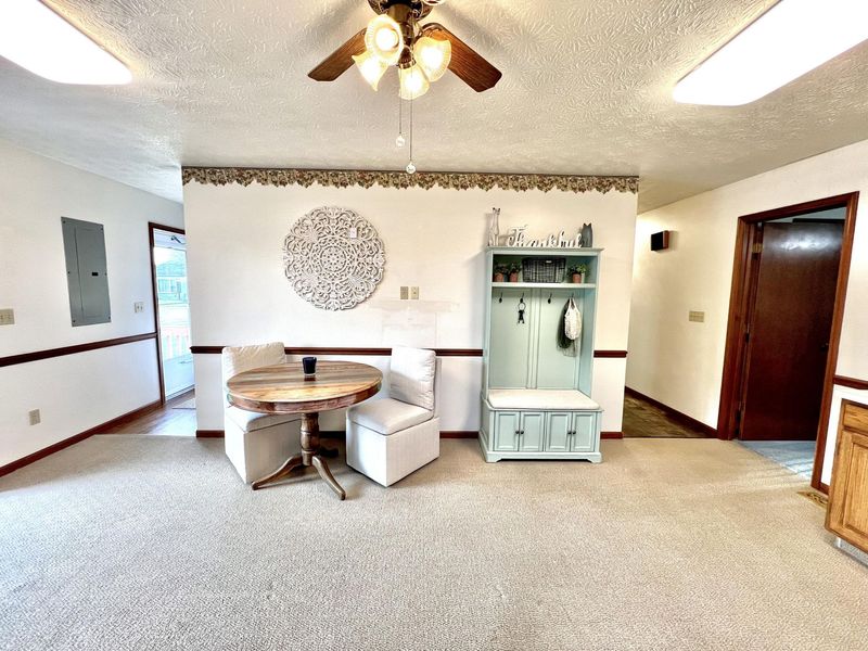20 W Walnut Street, Phillipsburg, OH 45354 Photo 9