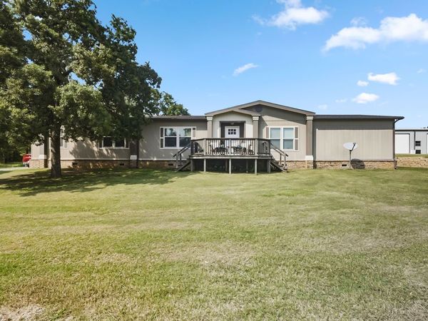6662 McDuffee Road , Kingston, OK 73439