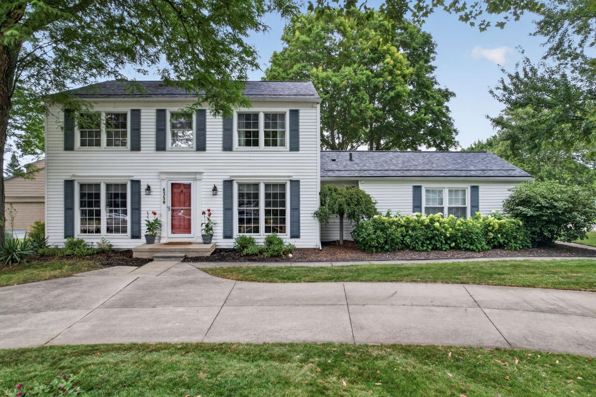 4350 Somerville Drive, West Bloomfield, MI 48323 Main Photo