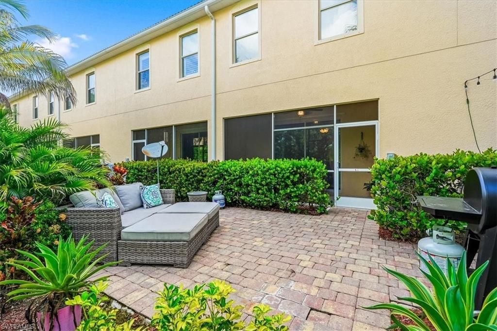 10034 Via Colomba Cir, Fort Myers, FL 33966 Photo