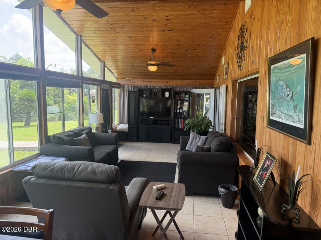1612 Paradise Lane, Astor, FL 32102 Photo