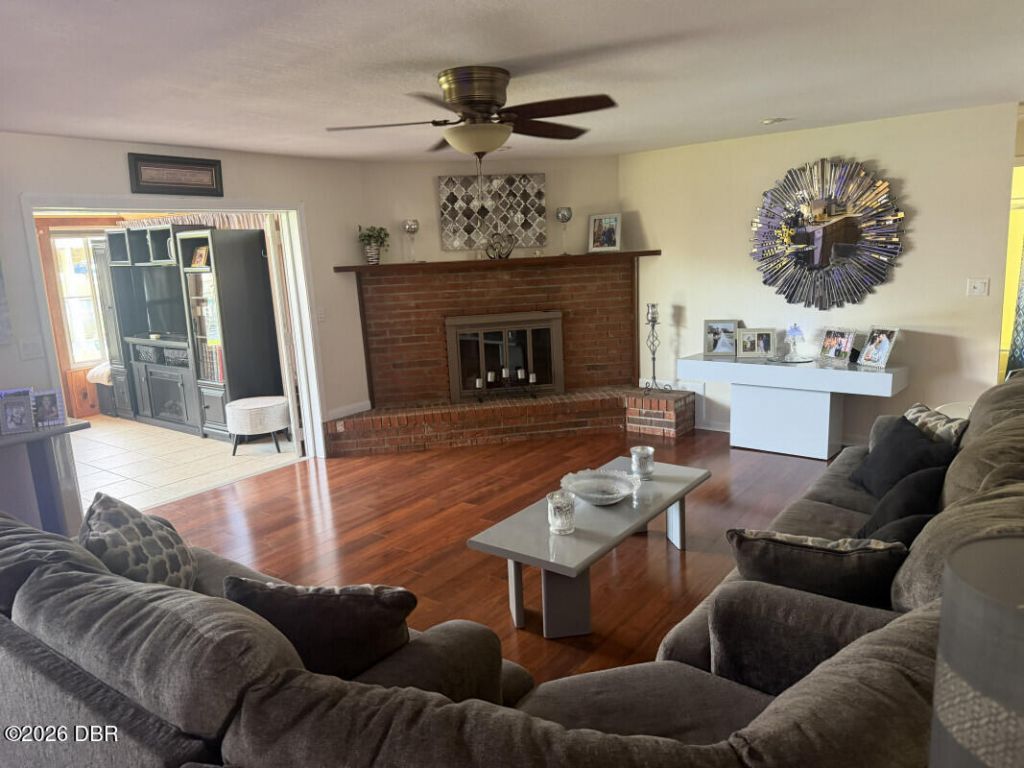 1612 Paradise Lane, Astor, FL 32102 Photo