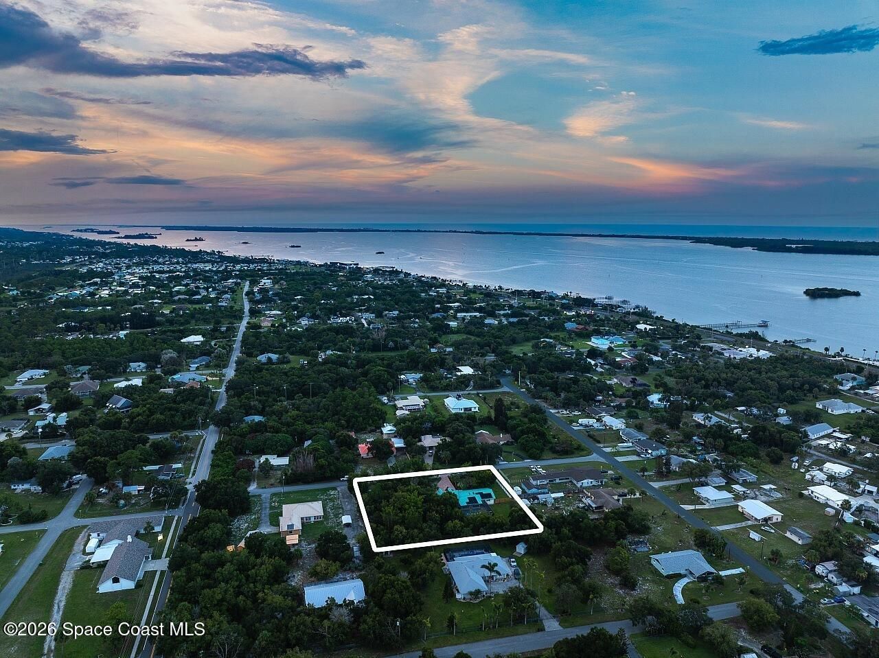 3955 Fooshe Avenue, Sebastian, FL 32976 Photo