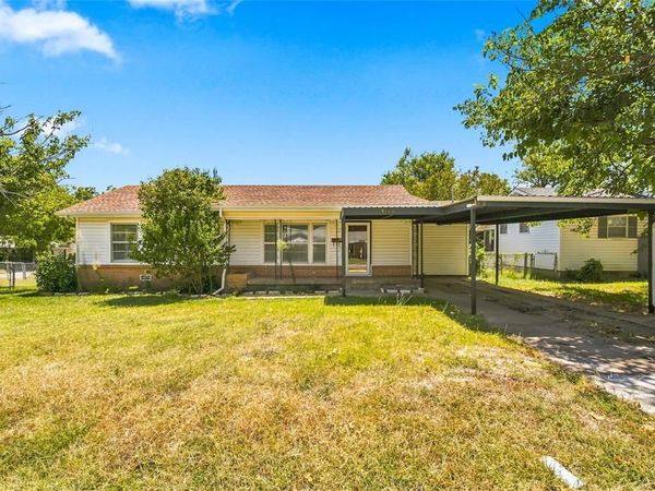 5130 Vicki Street, Haltom City, TX 76117