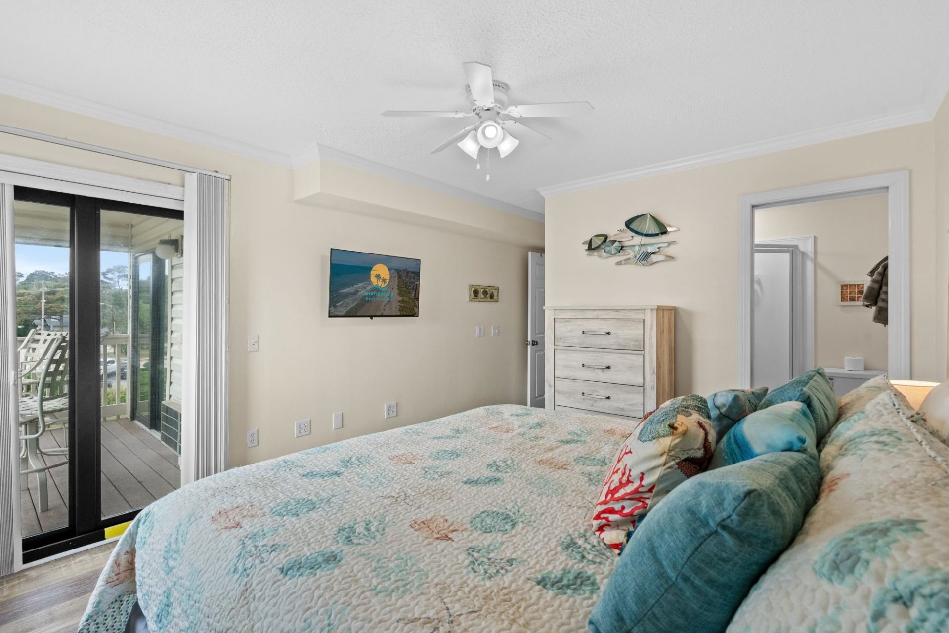 5601 N Ocean Blvd.  Photo 5