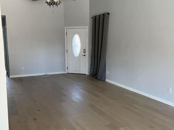 1221 W SHAWNEE Drive, Chandler, AZ 85224