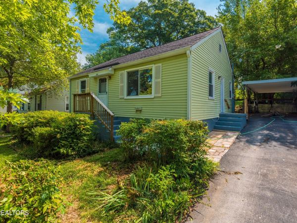 804 E Columbia Ave, Knoxville, TN 37917