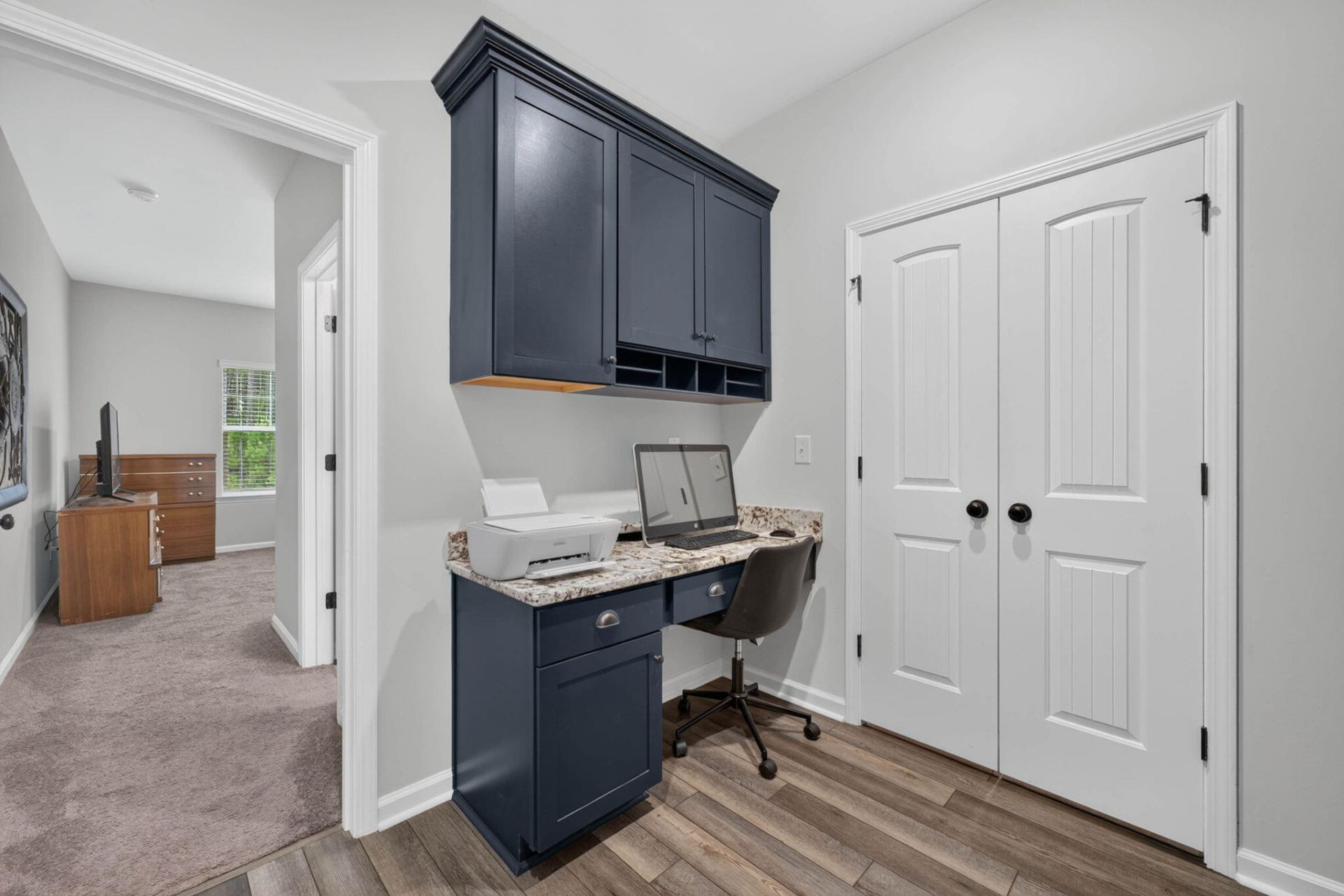 412 Rowley Lane Photo 43