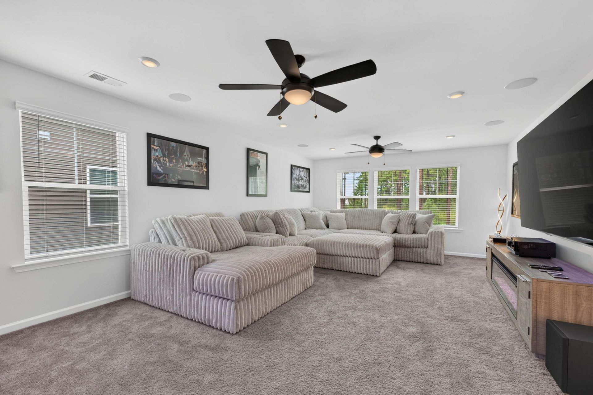 412 Rowley Lane Photo 53