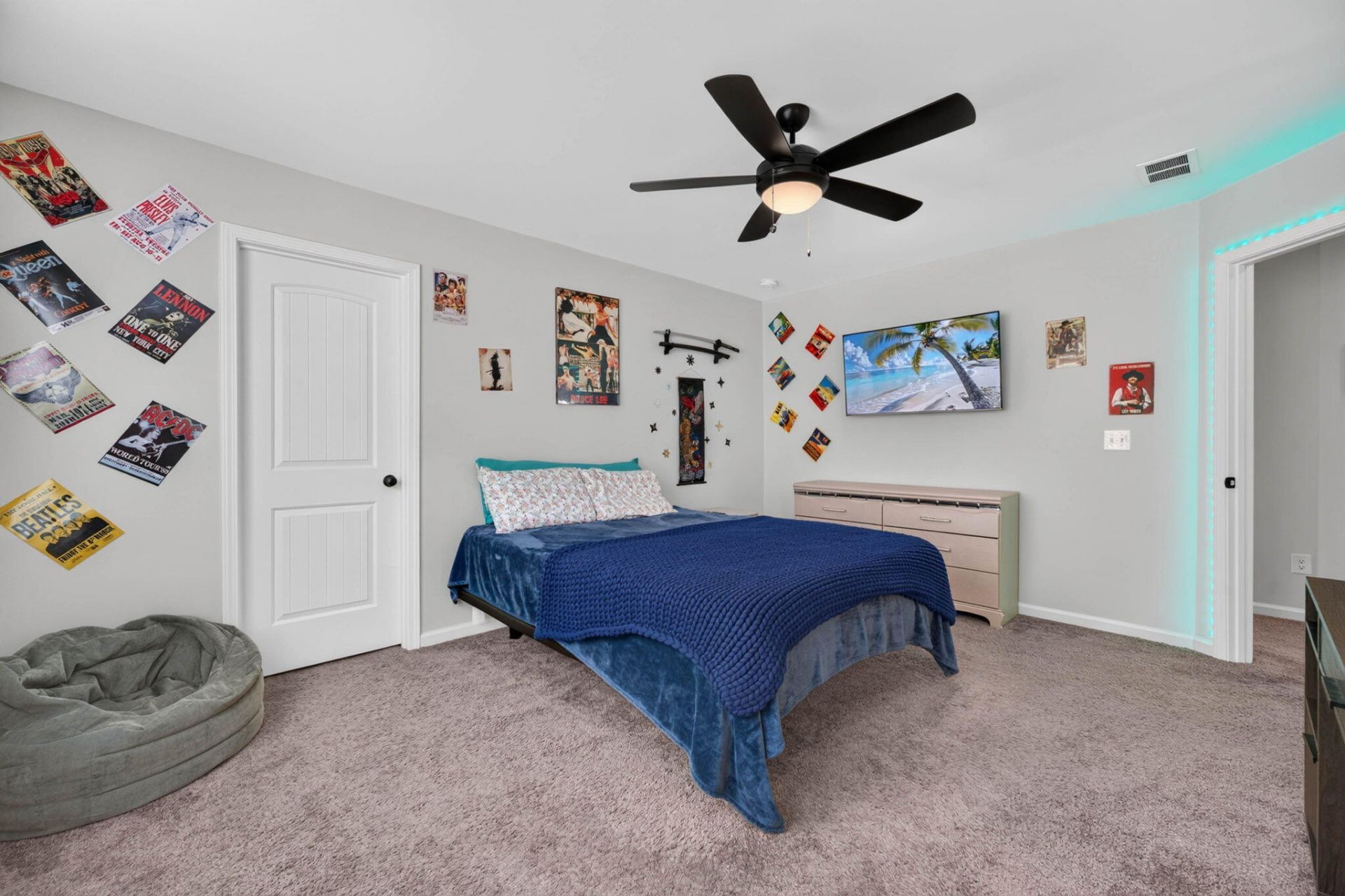 412 Rowley Lane Photo 77