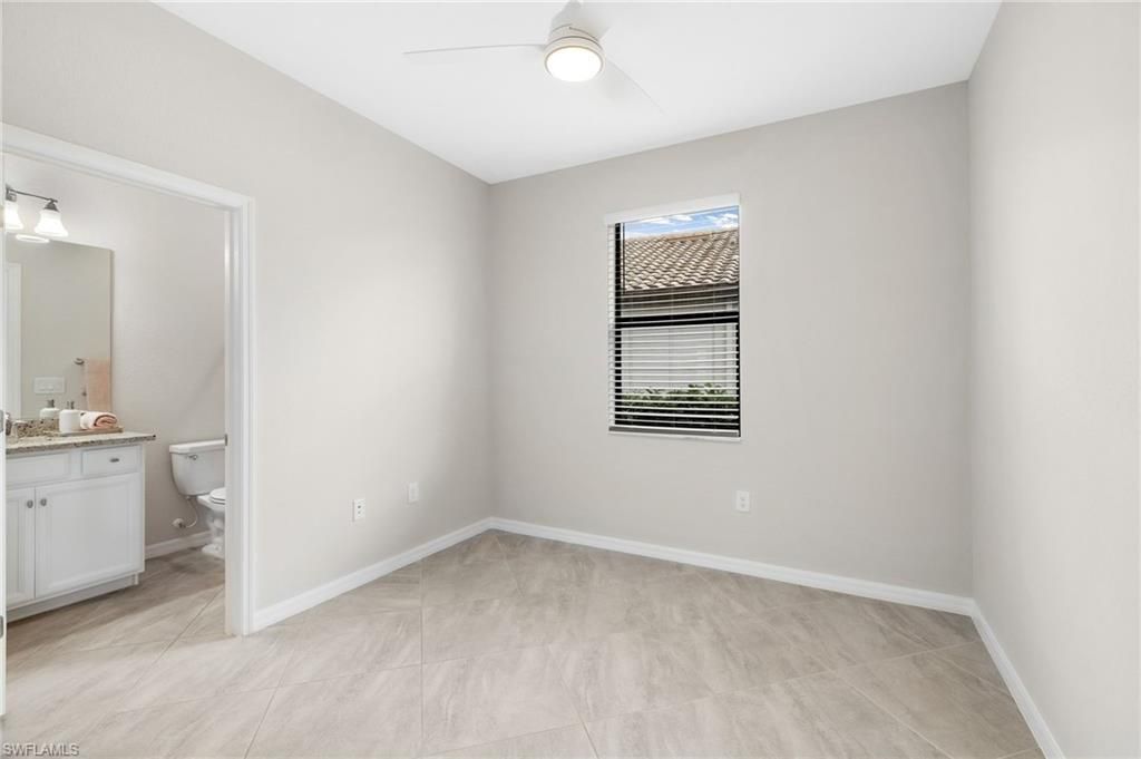 19752 The Place Blvd, Estero, FL 33928 Photo