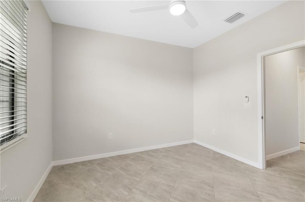 19752 The Place Blvd, Estero, FL 33928 Photo