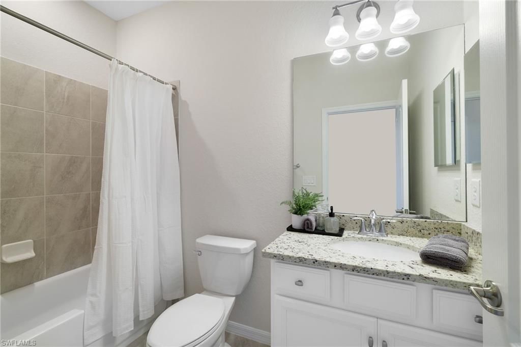 19752 The Place Blvd, Estero, FL 33928 Photo