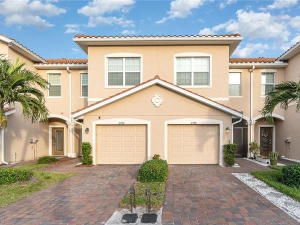 2740 Blossom WAY , NAPLES, FL 34120