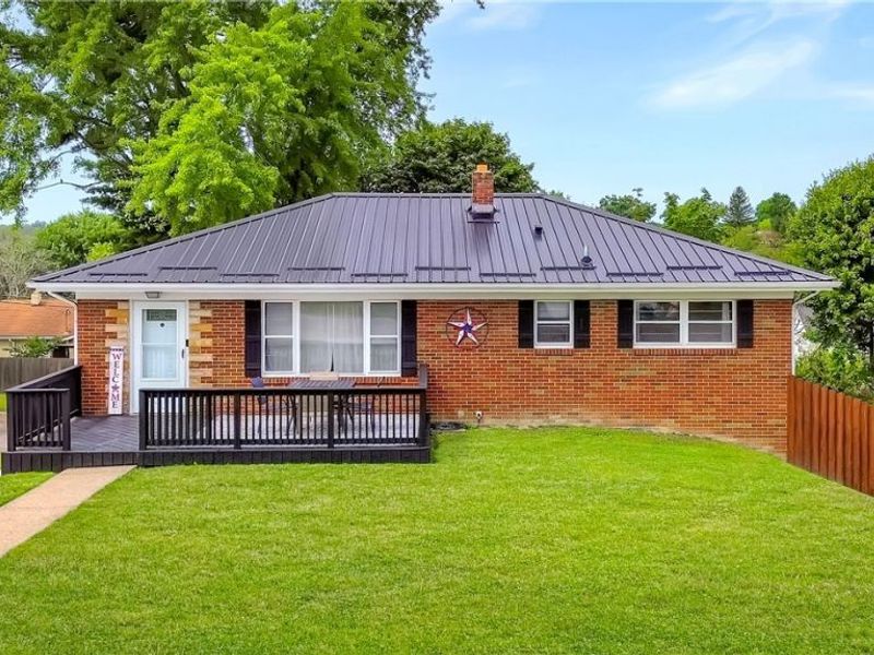 145 Pembroke Road , Steubenville, OH 43953 Photo 1