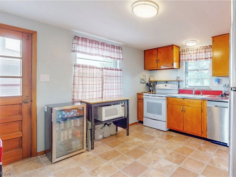 145 Pembroke Road , Steubenville, OH 43953 Photo 16