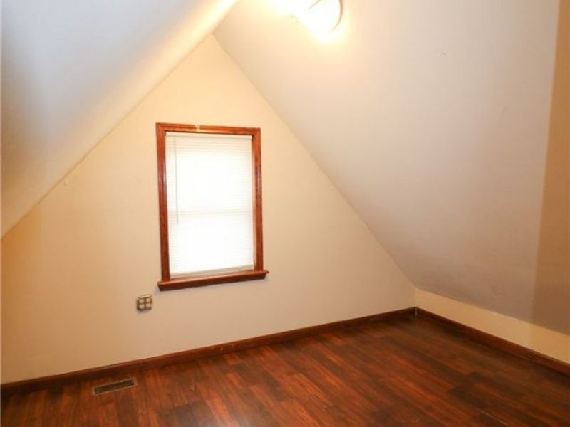 4509 Biddulph Avenue, Cleveland, OH 44144 Photo 14