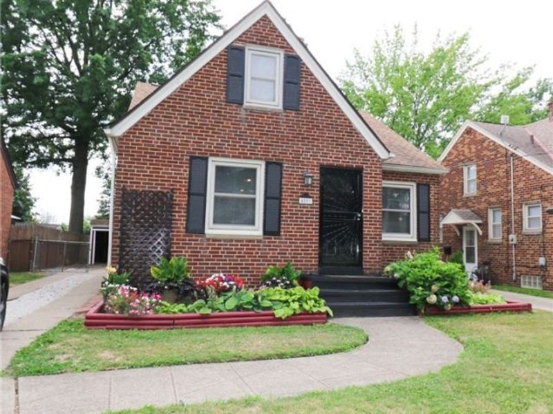 4509 Biddulph Avenue, Cleveland, OH 44144 Photo 30