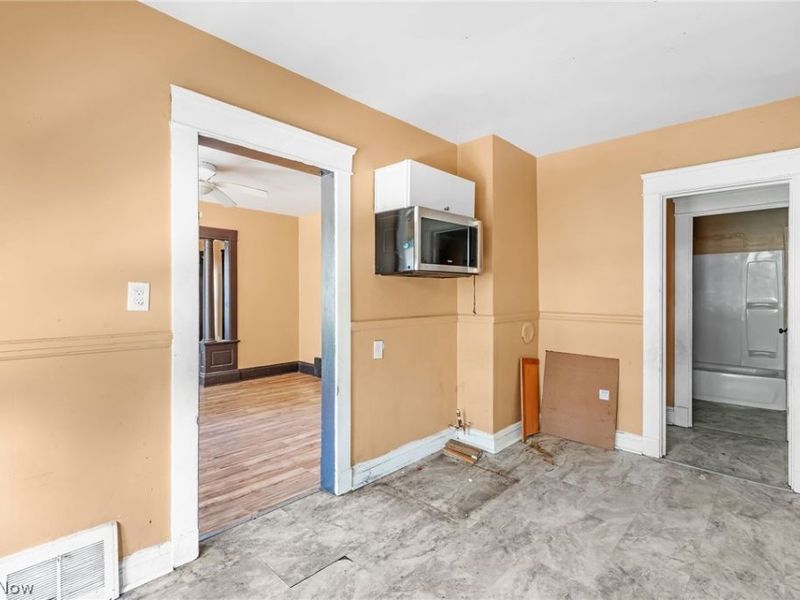 6302 Francis Avenue , Cleveland, OH 44127 Photo 10