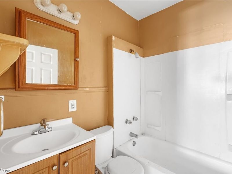 6302 Francis Avenue , Cleveland, OH 44127 Photo 14