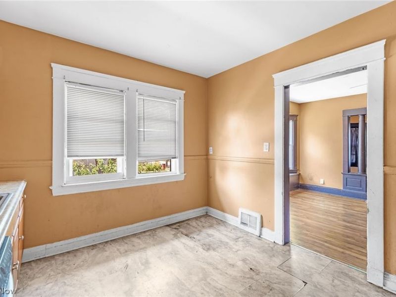 6302 Francis Avenue , Cleveland, OH 44127 Photo 9