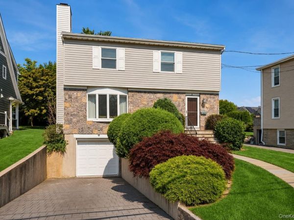 8 Ridge Street , Eastchester, NY 10709