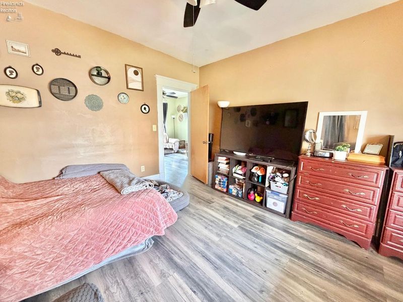 225 Broad Street, Bellevue, OH 44811 Photo 13