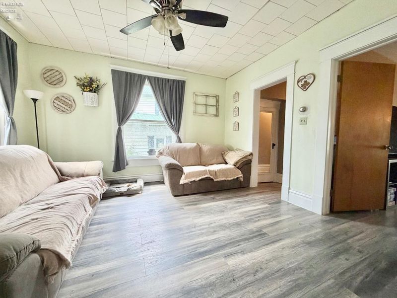 225 Broad Street, Bellevue, OH 44811 Photo 19