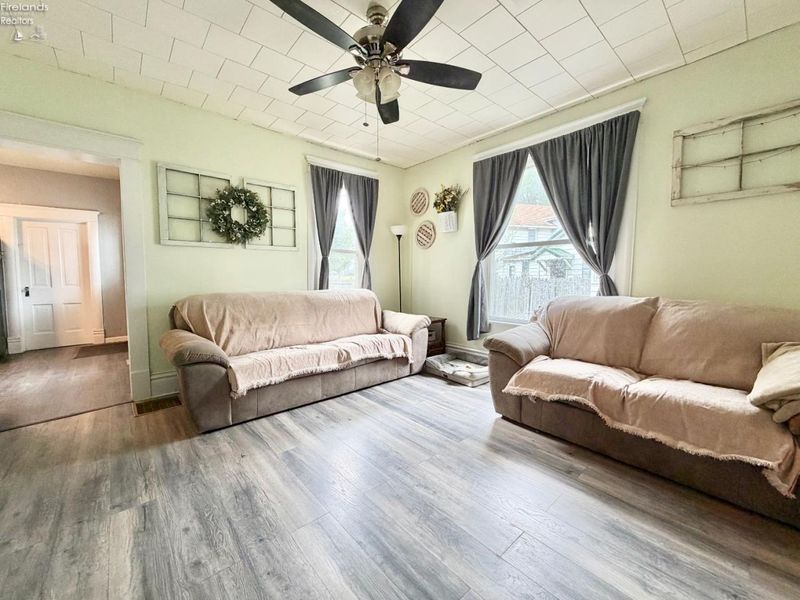 225 Broad Street, Bellevue, OH 44811 Photo 20